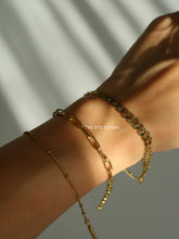 Load image into Gallery viewer, Slim Clip On Bracelet- Waterproof