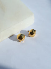 Load image into Gallery viewer, Small Round Jane Earrings - Waterproof