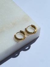 Load image into Gallery viewer, Basic Stripe Skin Hoop Earrings - Waterproof