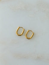 Load image into Gallery viewer, Maggy Link Earrings - Waterproof