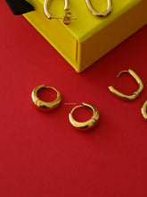 Load image into Gallery viewer, Lady Jane Hoop Earrings - Waterproof