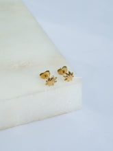 Load image into Gallery viewer, Summer Leaf Earrings - Waterproof