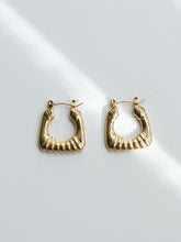 Load image into Gallery viewer, Trapezoid Earrings - Waterproof