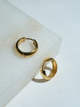 Load image into Gallery viewer, Deaor Hoop Earrings - Waterproof