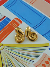 Load image into Gallery viewer, Lux Shell Earrings - Waterproof