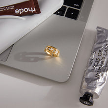 Load image into Gallery viewer, Grace Kelly Ring - Waterproof