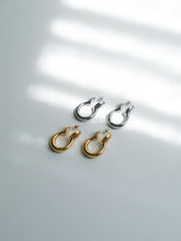 Load image into Gallery viewer, It Edge Earrings (2 Colors)