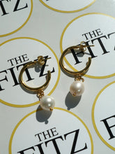 Load image into Gallery viewer, Terrace Pearl Earrings - Waterproof