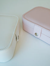 Load image into Gallery viewer, Jewellery Storage Case