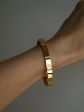 Load image into Gallery viewer, Collington Bangle - Waterproof