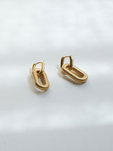 Load image into Gallery viewer, Rectangle Link Earrings - Waterproof