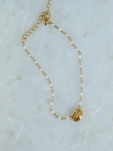 Load image into Gallery viewer, Shell Be Bracelet - Waterproof
