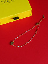 Load image into Gallery viewer, Shell Be Bracelet - Waterproof

