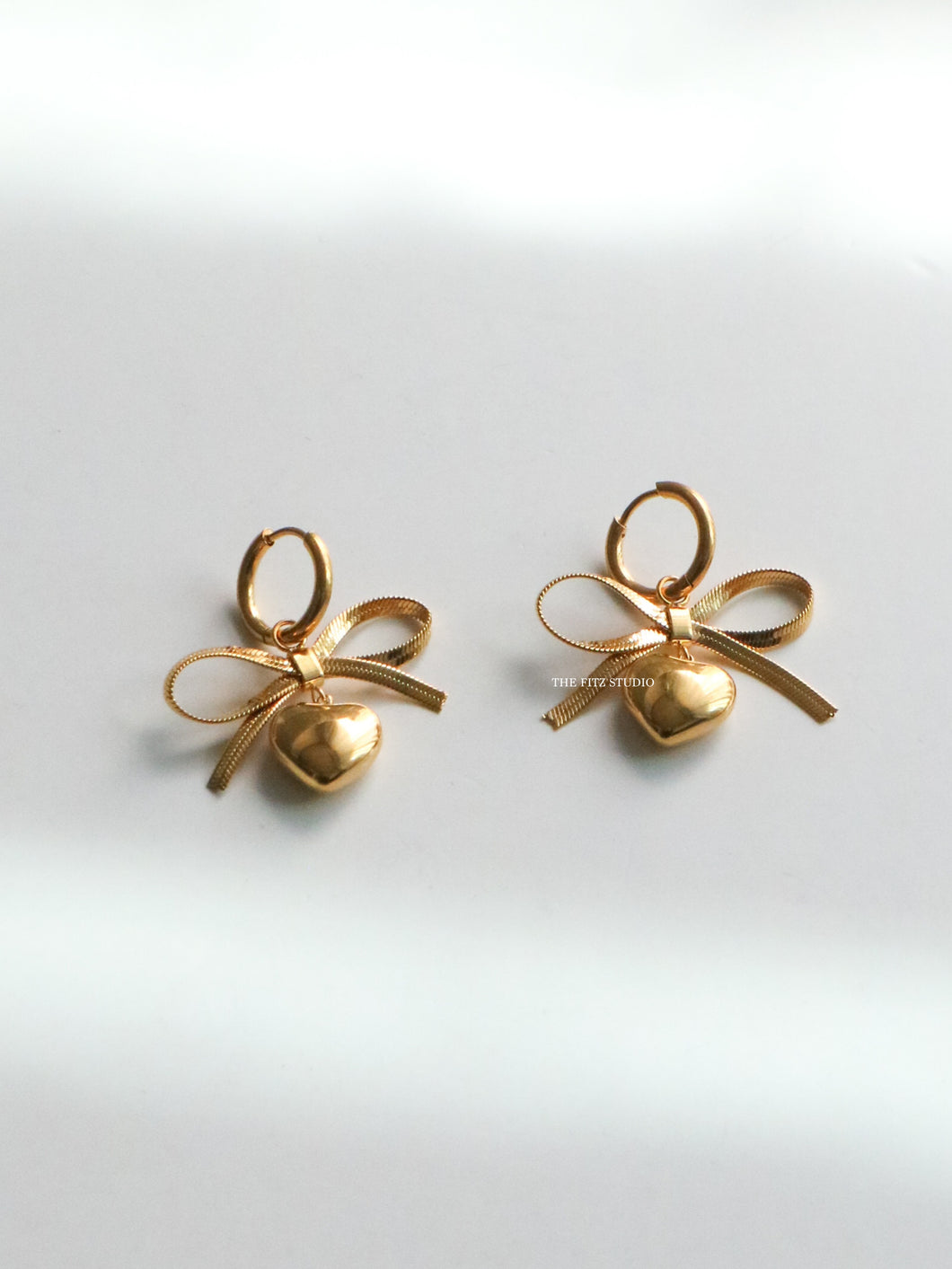 Tie Ribooni Earrings - Waterproof