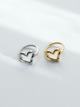 Load image into Gallery viewer, Silver Edge Heart Shape Ring
