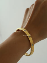 Load image into Gallery viewer, Feel Love Bracelet (2 Colors)
