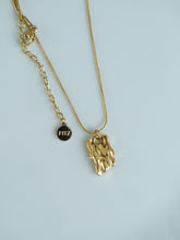 Load image into Gallery viewer, Jogak Rectangle Necklace - Waterproof
