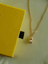 Load image into Gallery viewer, Seraphina Necklace - Waterproof
