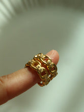Load image into Gallery viewer, Ivanhoe Earrings - Waterproof
