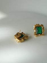 Load image into Gallery viewer, Earny Green Earrings - Waterproof
