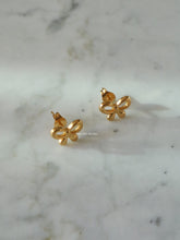 Load image into Gallery viewer, Juro Stud Earrings - Waterproof
