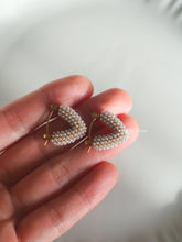 Load image into Gallery viewer, Trio Pearl Earrings - Waterproof
