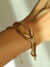 Load image into Gallery viewer, Nacre Bracelet - Waterproof
