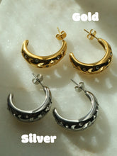 Load image into Gallery viewer, Silver Sweet Moon Earrings - Waterproof
