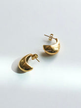 Load image into Gallery viewer, Toni Tearball Earrings - Waterproof
