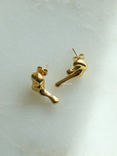 Load image into Gallery viewer, Ralf Earrings - Waterproof
