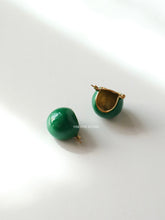 Load image into Gallery viewer, Green Paggie Earrings
