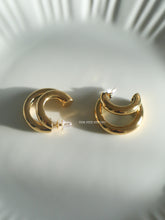 Load image into Gallery viewer, Camberwell Earrings - Waterproof
