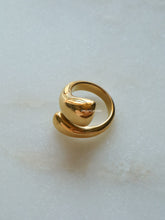 Load image into Gallery viewer, Huka Twist Ring - Waterproof
