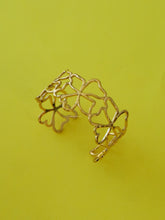 Load image into Gallery viewer, Juem Flower Bangle - Waterproof
