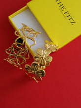 Load image into Gallery viewer, Haerem Floral Bangle - Waterproof
