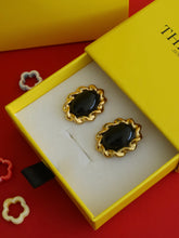 Load image into Gallery viewer, Hiton Frame Earrings - Waterproof
