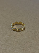 Load image into Gallery viewer, (T&amp;C) White CZ Wave Ring
