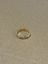 Load image into Gallery viewer, (T&amp;C) White CZ Wave Ring
