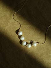 Load image into Gallery viewer, Aroha Pearl Necklace - Waterproof
