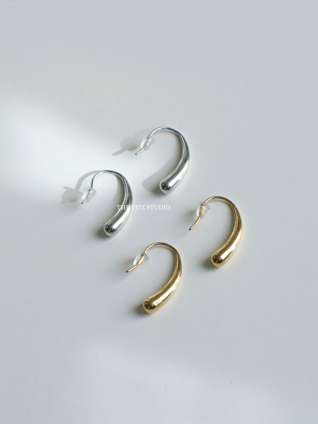 Skinny Water Drop Earrings (2 Colors)