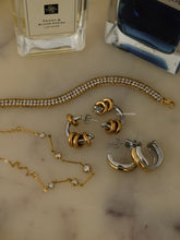 Load image into Gallery viewer, Odellen Earrings - Waterproof
