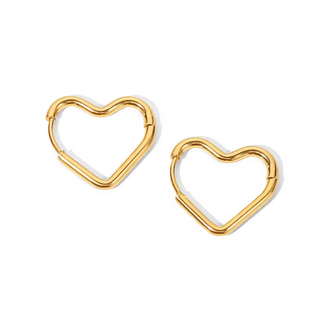 Basic Gold Heart Earrings - Waterproof