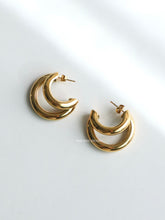 Load image into Gallery viewer, Camberwell Earrings - Waterproof
