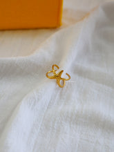 Load image into Gallery viewer, Marin Star Ring - Waterproof

