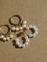 Load image into Gallery viewer, Basic Pearl Cuff Earrings - Waterproof
