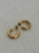 Load image into Gallery viewer, Curve Ancient Image Earrings - Waterproof
