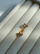 Load image into Gallery viewer, Sharon Stud Earrings - Waterproof
