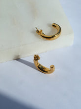 Load image into Gallery viewer, Up FITZ Laura Cuff Earrings - Waterproof
