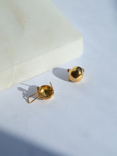 Load image into Gallery viewer, Small Round Jane Earrings - Waterproof
