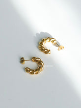 Load image into Gallery viewer, Twisted Gold Cuff Earrings

